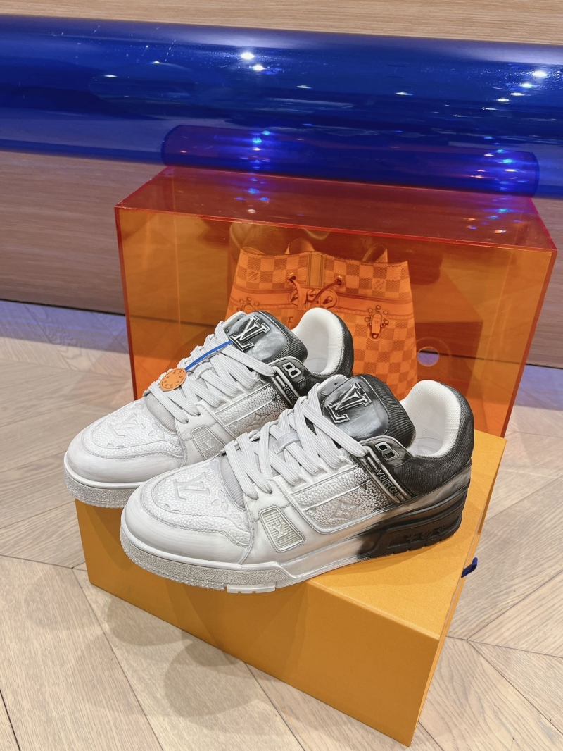 Louis Vuitton Sneakers